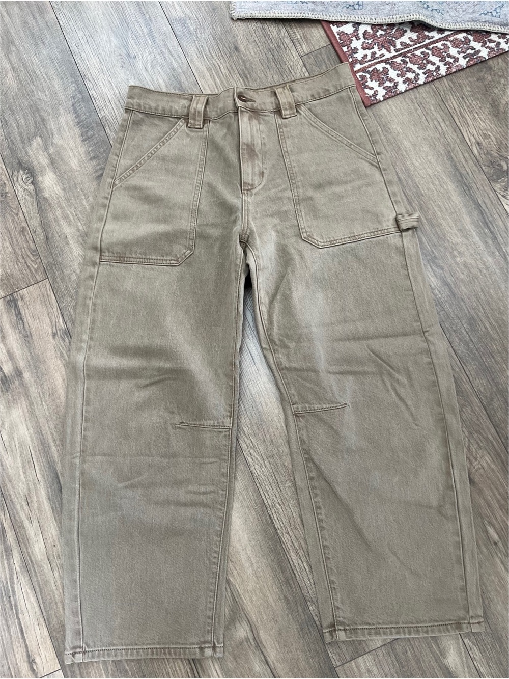 Women’s barrel Work Pants in Olive Brown